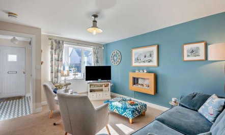 3 Bed in Seahouses 2
