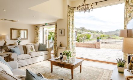 3 Bed in Dorchester 2