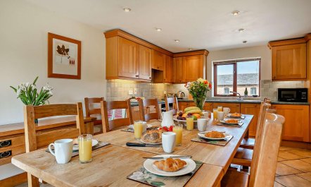 4 Bed in Stratford -upon- Avon 9