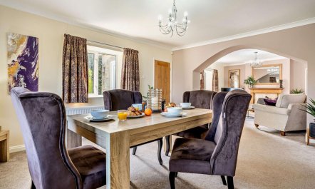 2 Bed in Toft Hill 6