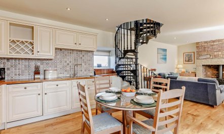 3 Bed in Seahouses 6