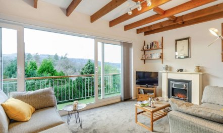 2 Bed in Windermere 2