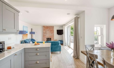 4 Bed in Aberdovey 8