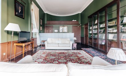 Mahogany Chambers 7