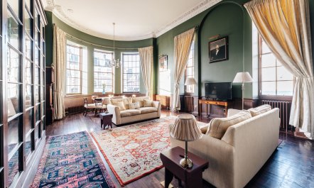 Mahogany Chambers 4