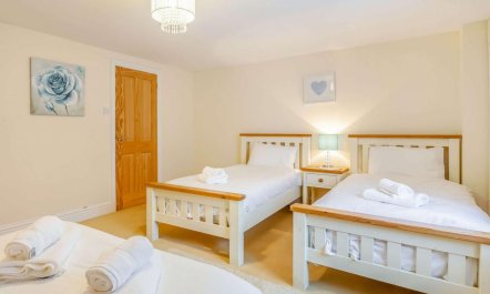 4 Bed in Ilfracombe 8