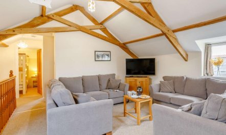 4 Bed in Ilfracombe 1