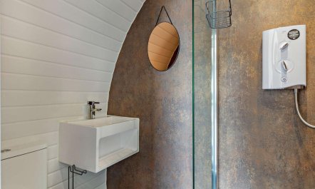 1 Bed in South Brent 8