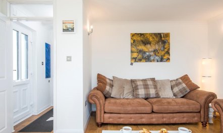 2 Bed in Pembroke 5