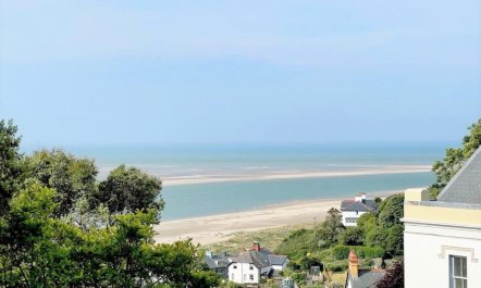 3 Bed in Aberdovey 2