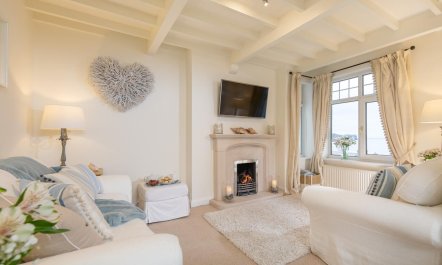 3 Bed in Whitby 1