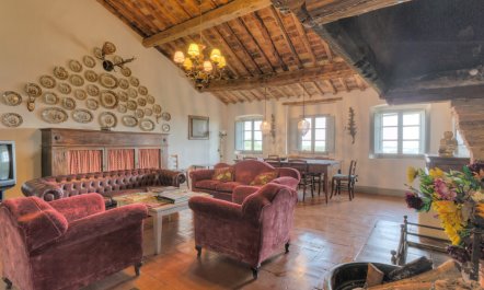 Prosecco Mansion 3