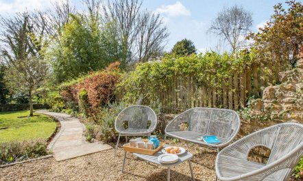 3 Bed in Bridport 1