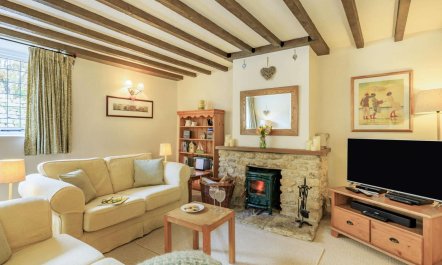 3 Bed in Bridport 4