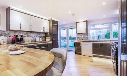 5 Bed in Pentraeth 4