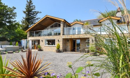 5 Bed in Pentraeth 2
