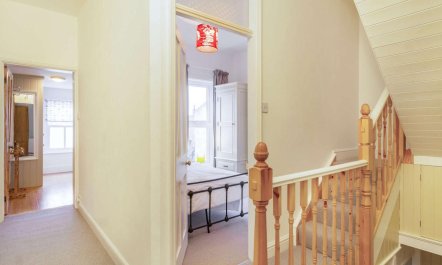 4 Bed in Holt 7
