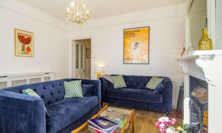 4 Bed in Holt 2