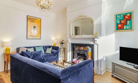 4 Bed in Holt 1