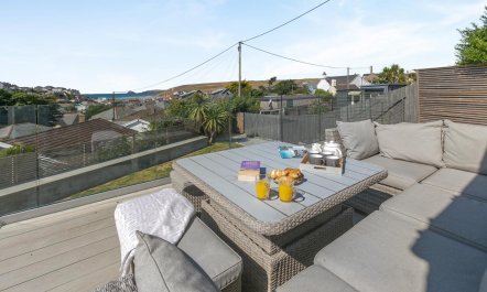 3 Bed in Perranporth 1