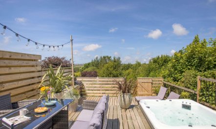2 Bed in Bude 1
