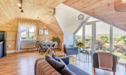 2 Bed in Bude 3