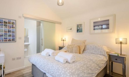 1 Bed in Wareham 7