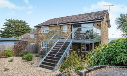 4 Bed in Seaview