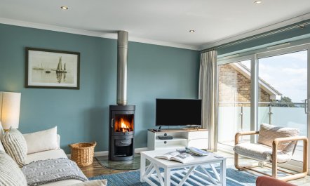 4 Bed in Seaview 3