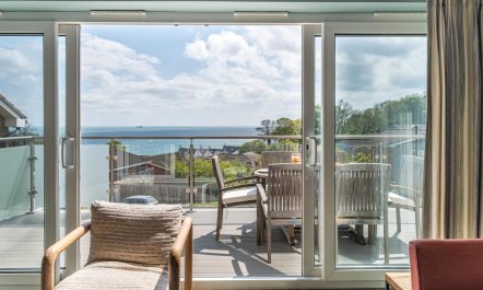 4 Bed in Seaview 1