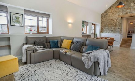 3 Bed in Bancyffordd 2