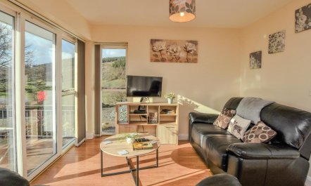 2 Bed in Bala 2
