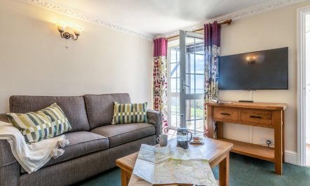 3 Bed in Braunton 1