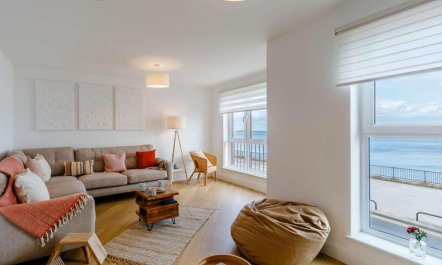 4 Bed in Whitley Bay