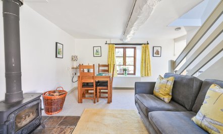 Skylark Cottage 5