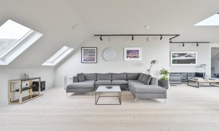 A Penthouse on the Shore 3