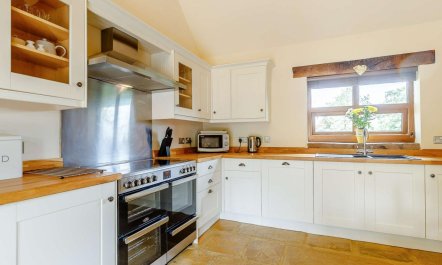 1 Bed in Leek 2