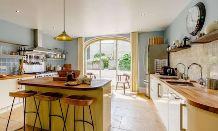 6 Bed in Newcastle Upon Tyne 3