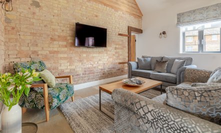 Lavender Luxe Barn
