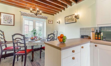 3 Bed in Harrogate 4