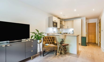 1 Bed in Brockenhurst 2