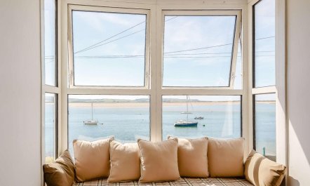 4 Bed in Aberdovey 6