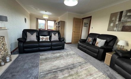 3 Bed in Newton Stewart 3