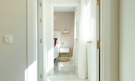 Gilded Jade 7