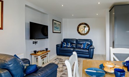 2 Bed in Brixham 5