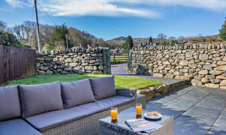 2 Bed in Conwy 9