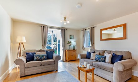 2 Bed in Conwy 2