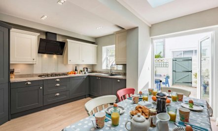 3 Bed in Eastbourne 5