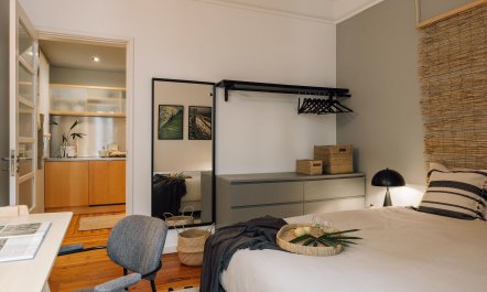Laurel & Thyme 9