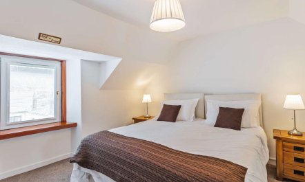 4 Bed in Ballindalloch 8